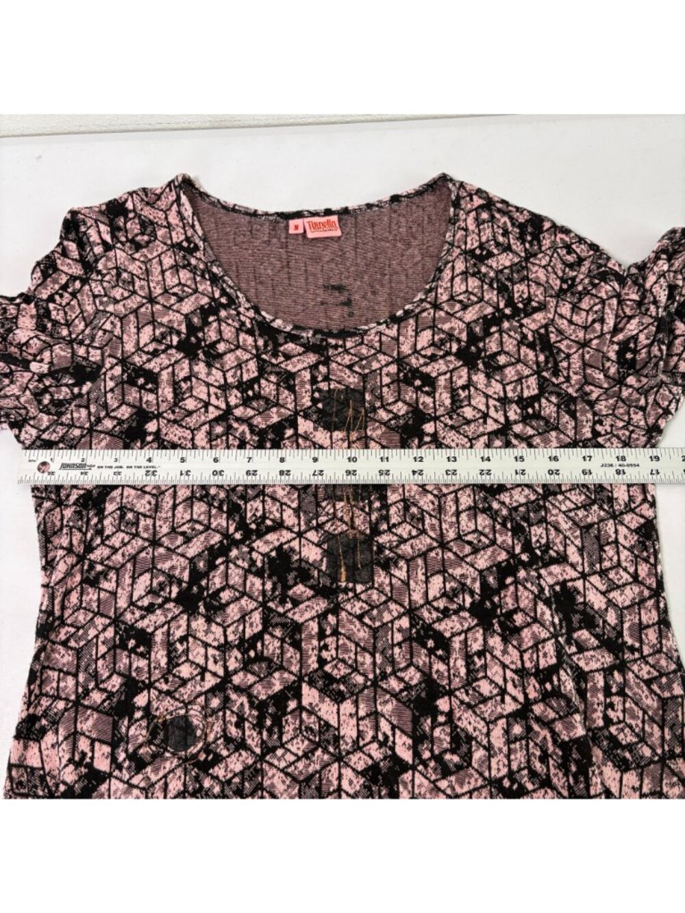 Tianello Asbury Tunic Top Womens M Black PInk Geometric 3/4 Sleeve Artsy USA - Picture 6 of 10